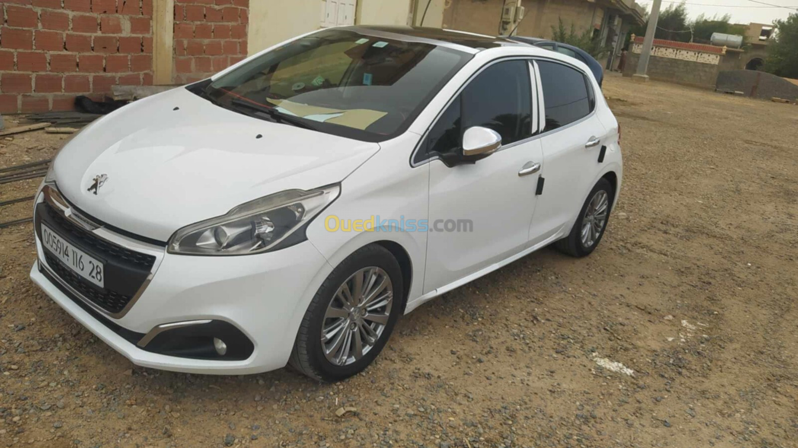 Peugeot 208 2016 Allure