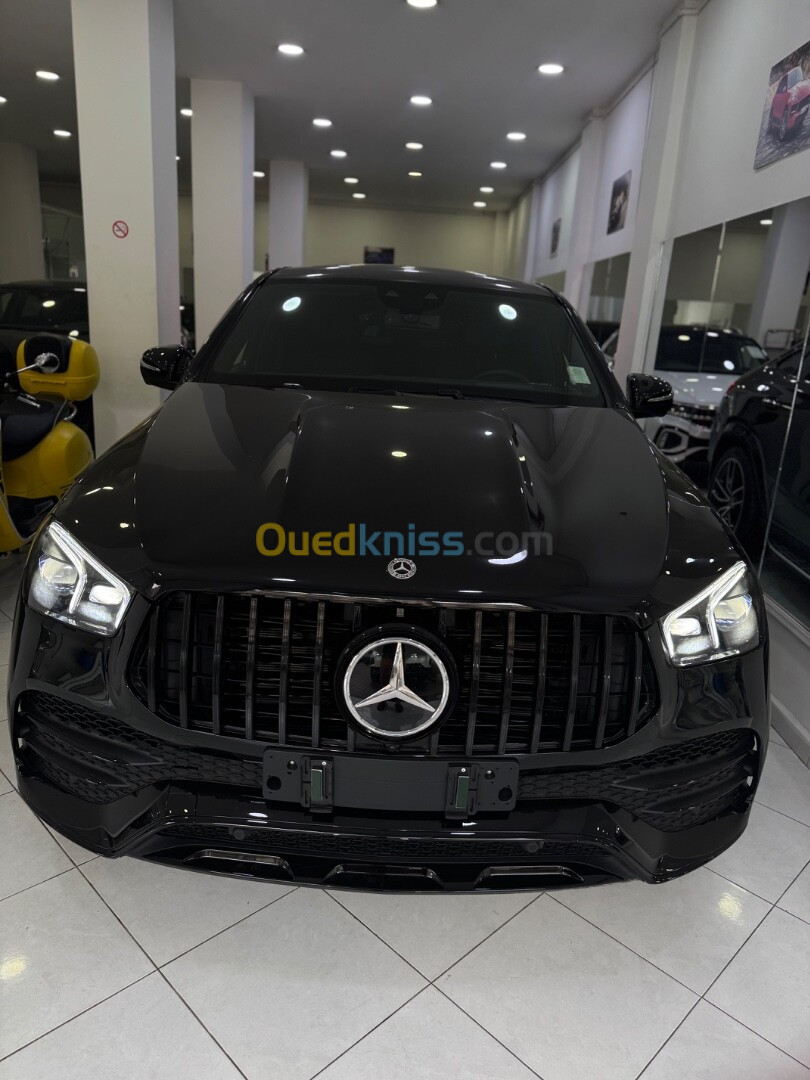 Mercedes GLe 2023 300D