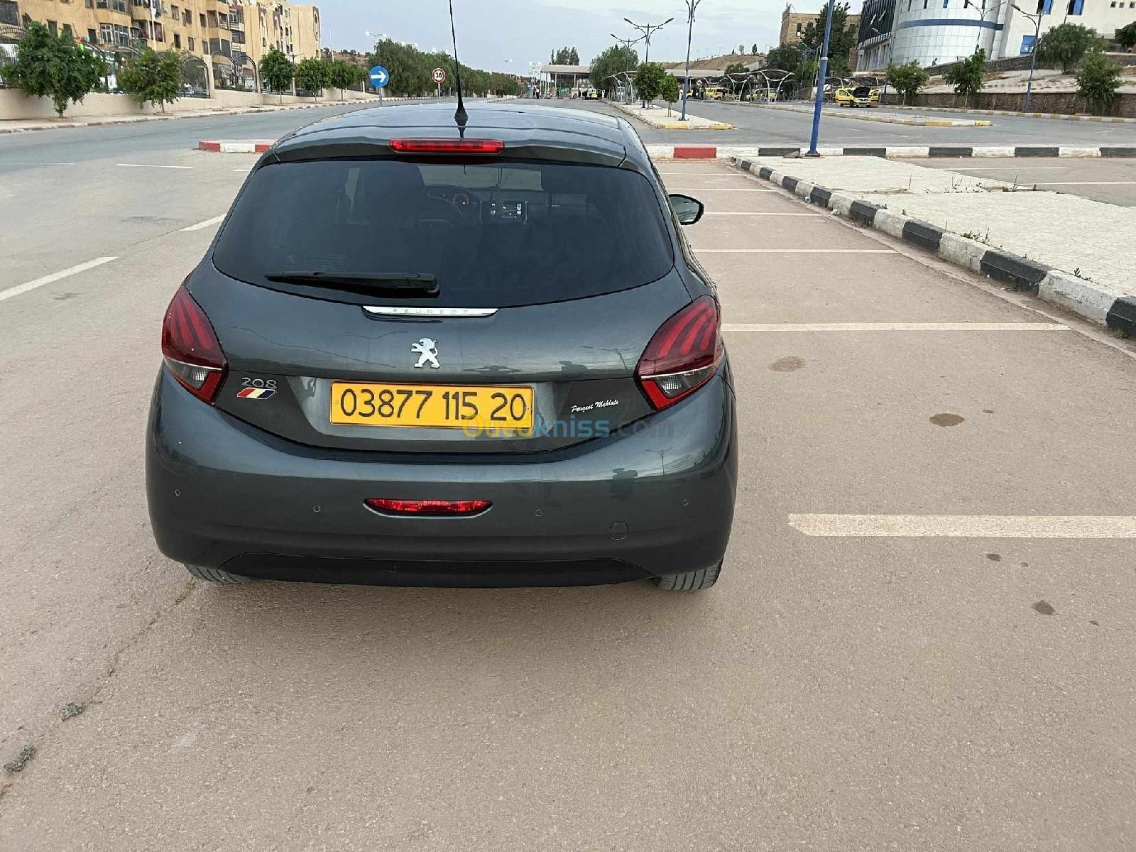 Peugeot 208 2015 Allure