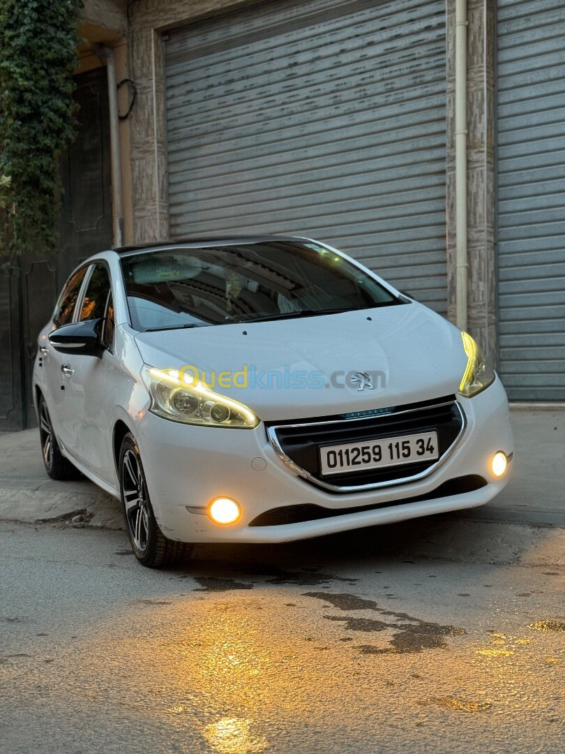 Peugeot 208 2015 Allure