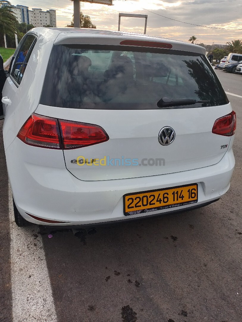 Volkswagen Golf 7 2014 Trend line