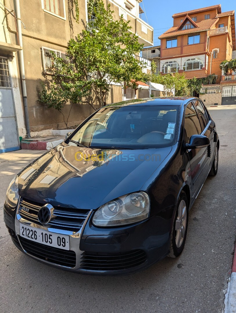 Volkswagen Golf 5 2005 R32