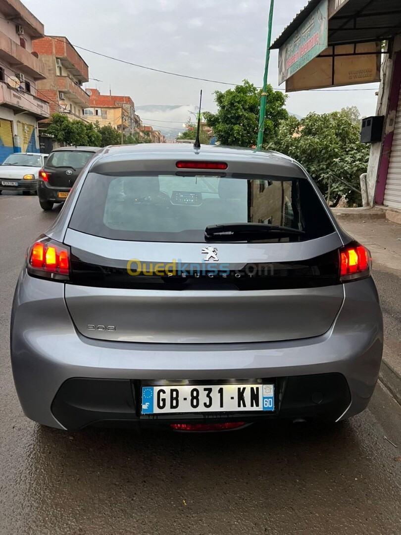 Peugeot 208 2021 Active