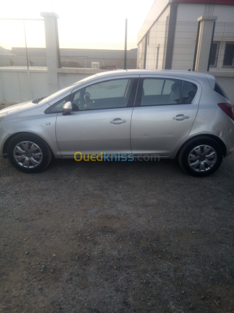 Opel Corsa 2012 Corsa