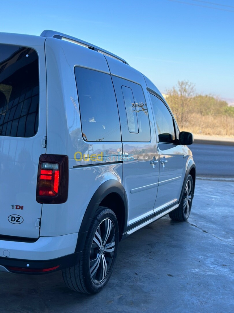 Volkswagen Caddy 2018 Alltrack