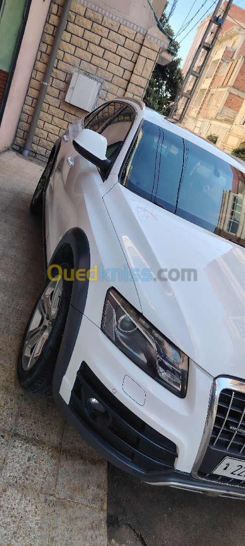 Audi Q5 2011 Off Road