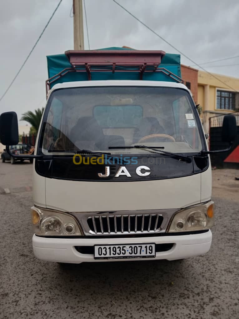 JAC 1030 2007 Jac 1030