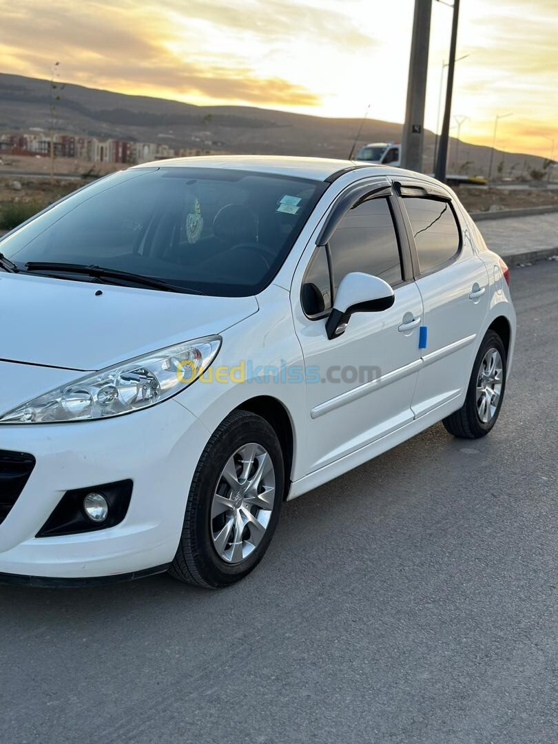 Peugeot 207 2012 