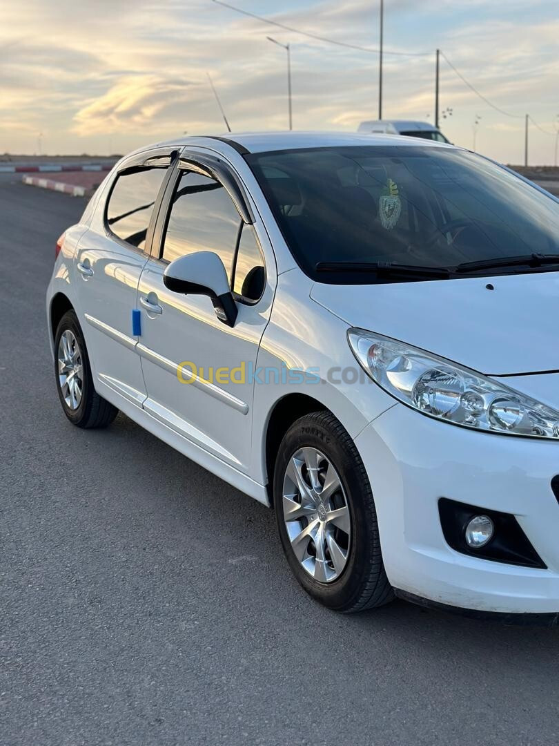 Peugeot 207 2012 