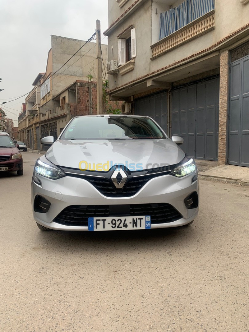 Renault Clio 05 2021 