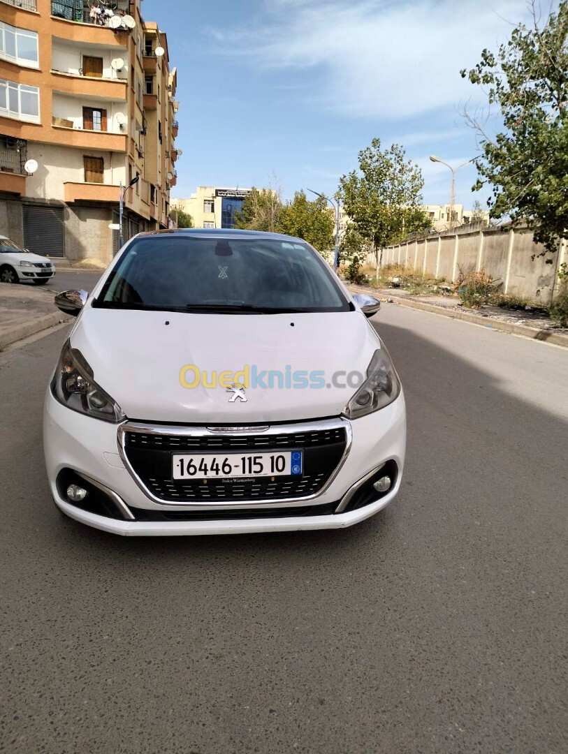 Peugeot 208 2015 Access Facelift