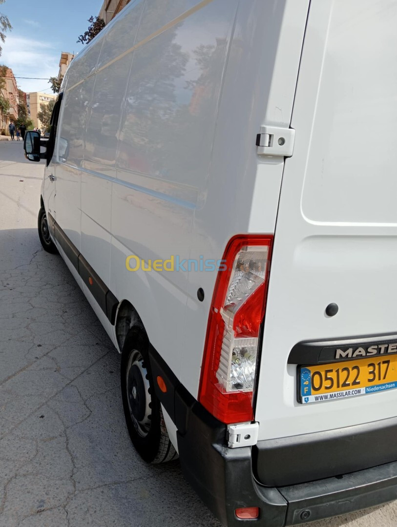 RENAULT MASTER Dci 135 2017