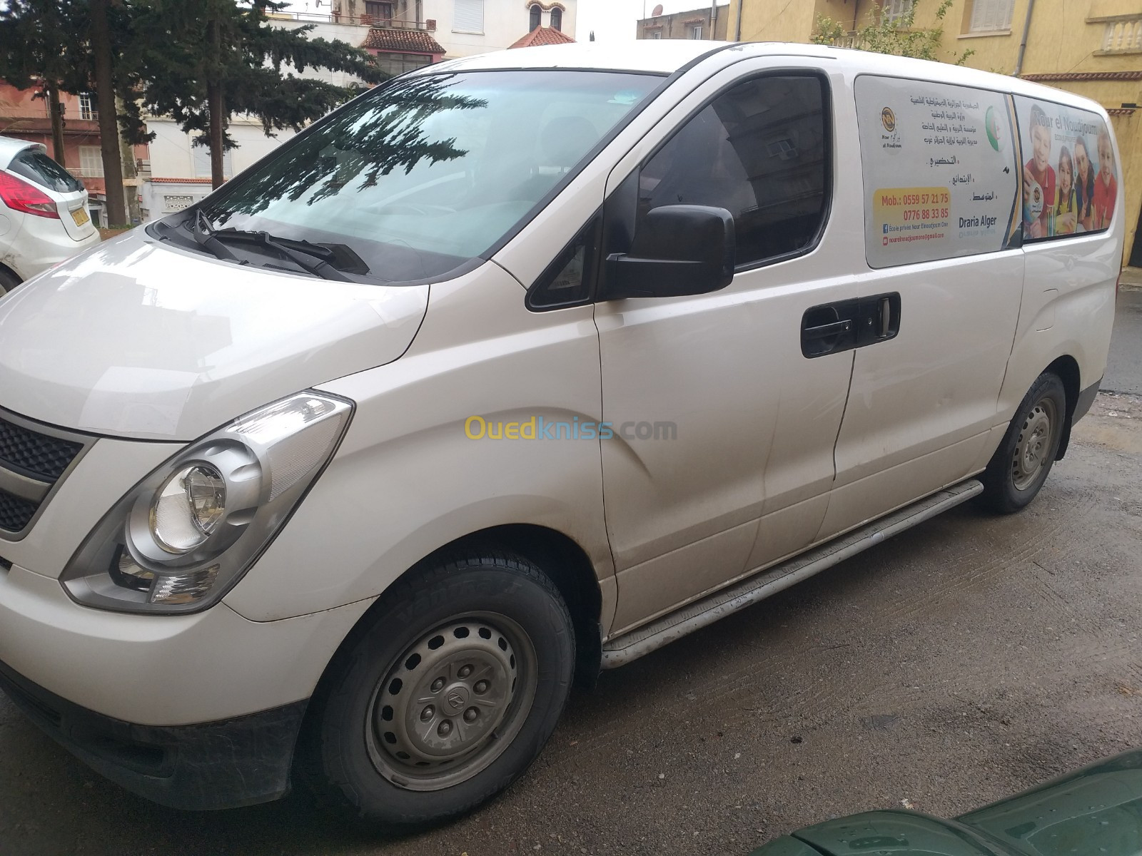 Hyundai H1 2012