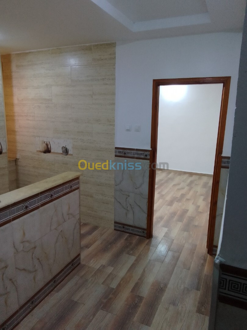 Location Appartement F1 Blida Beni tamou