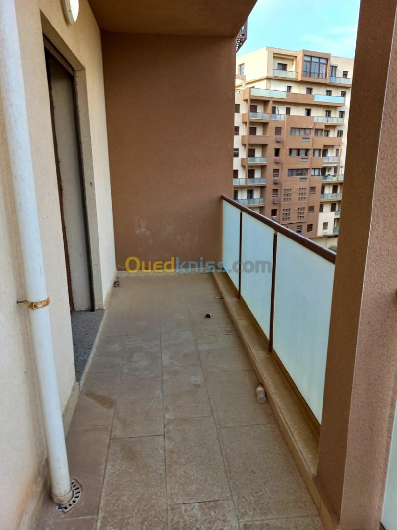 Location Appartement F4 Alger Cheraga