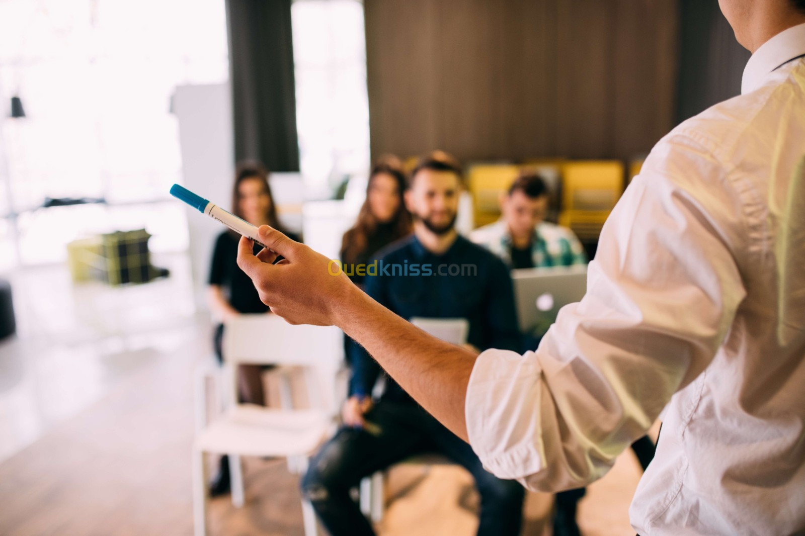 Formation dans le domaine de la traduction,de l interpretariat ainsi que dans le domaine des langues