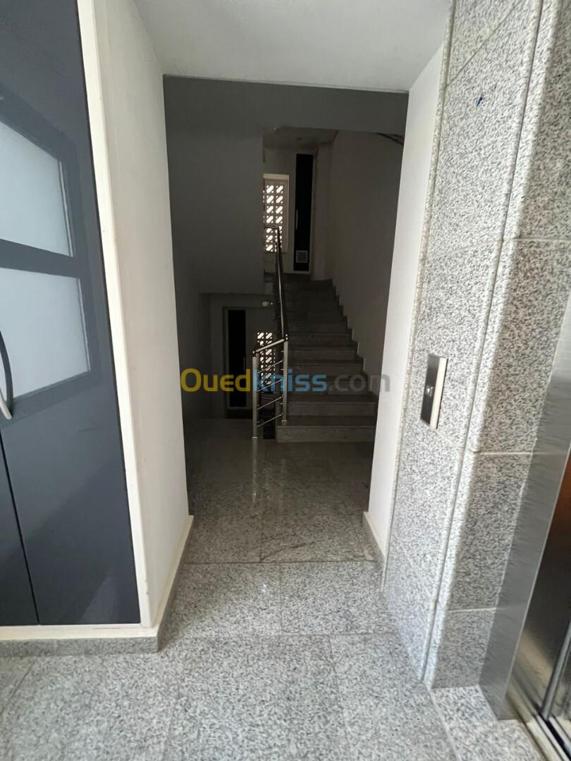 Location Appartement F4 Alger El biar