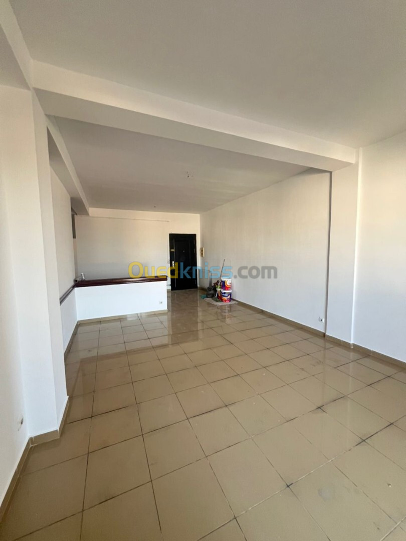 Location Appartement F4 Alger Staoueli