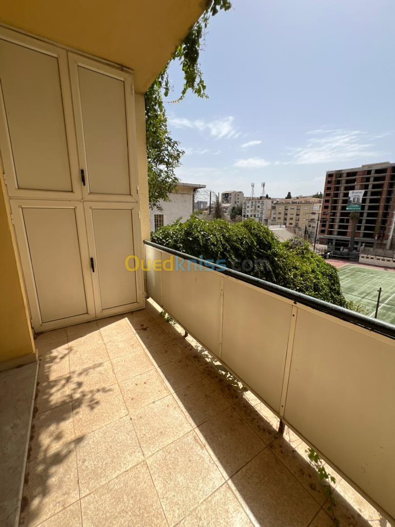 Location Appartement F3 Alger Hydra