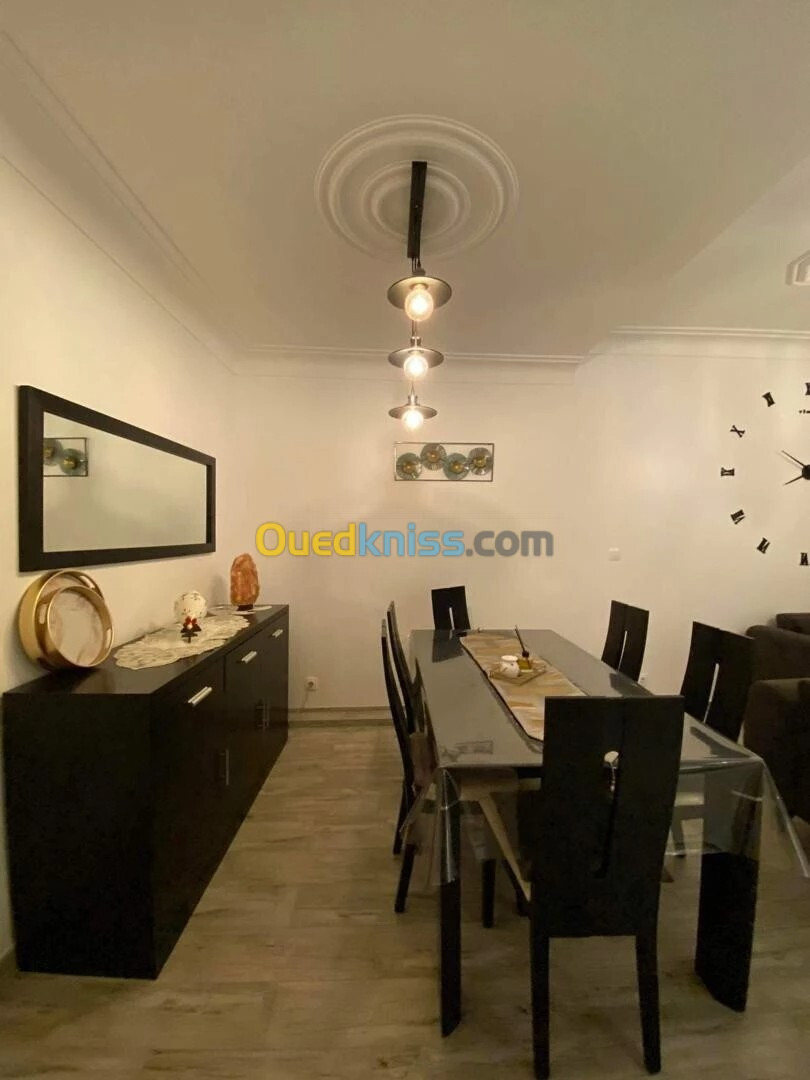 Location Appartement F5 Alger Bir mourad rais