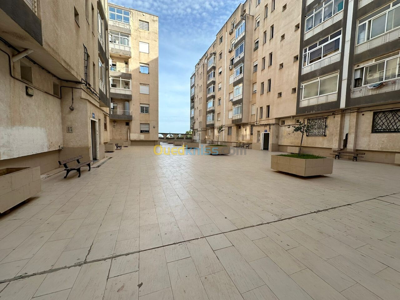 Location Appartement F3 Alger Draria