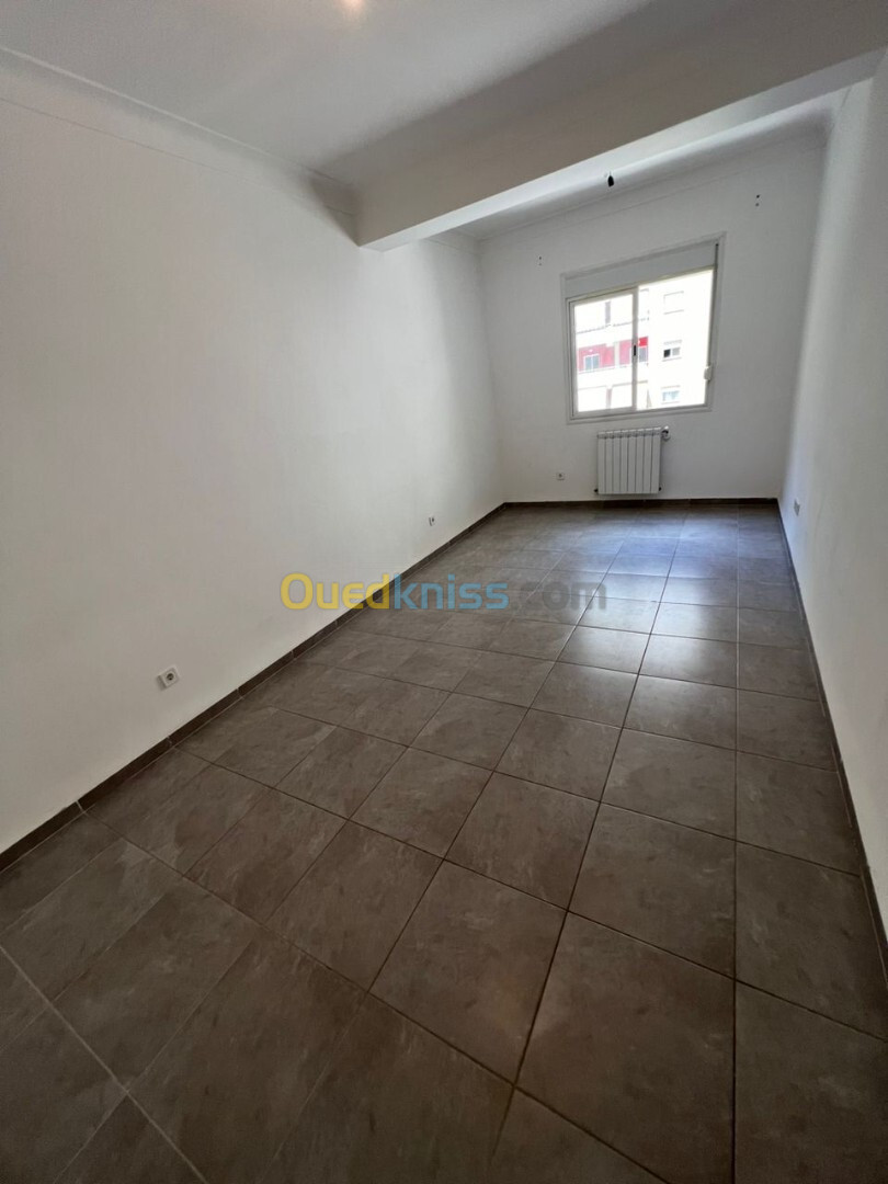 Location Appartement F4 Alger Ouled fayet