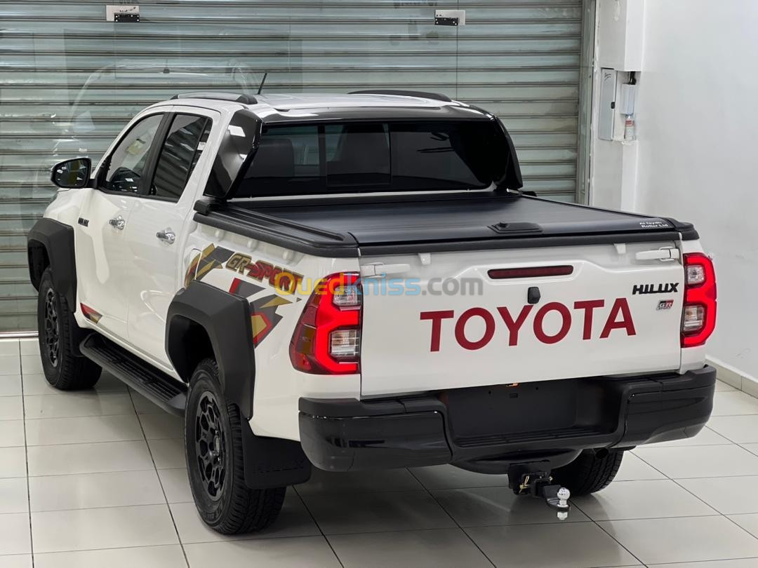 Toyota Hilux 2024 GR