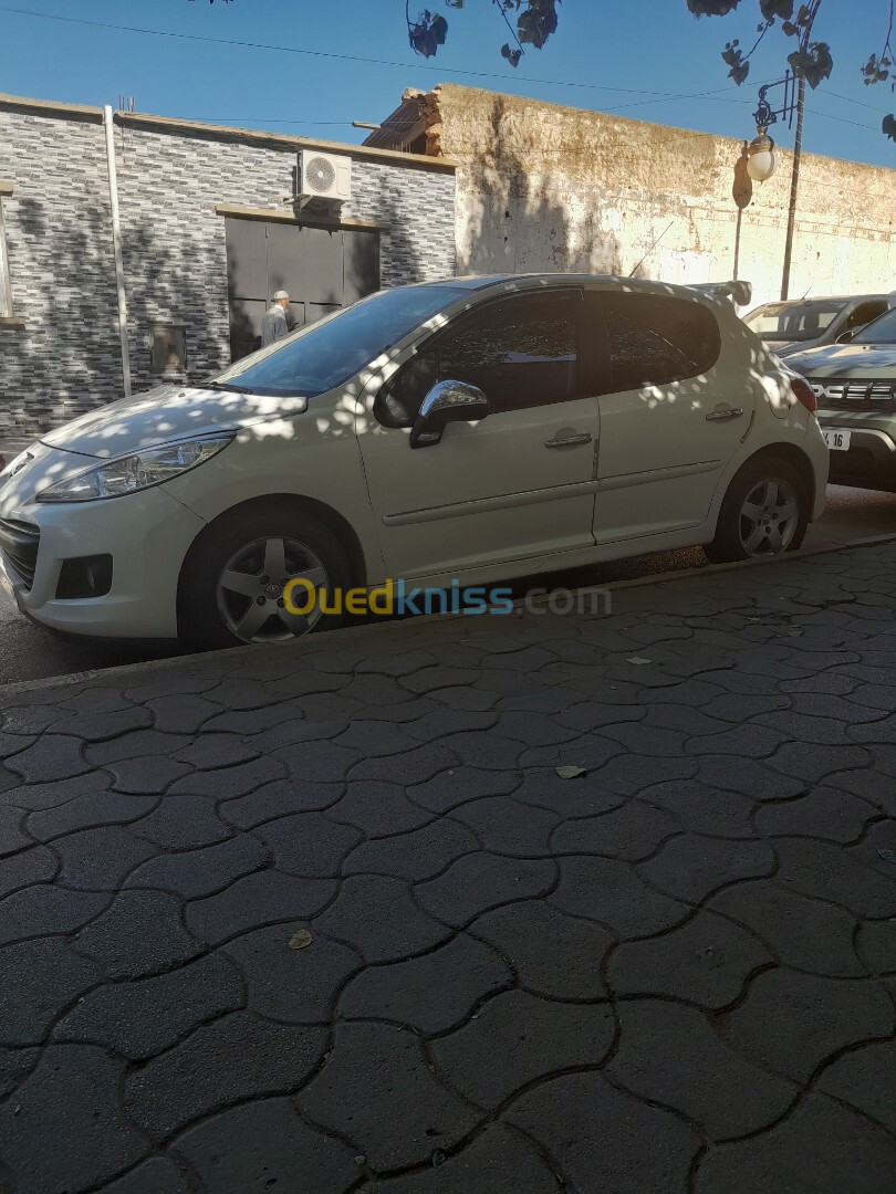 Peugeot 207 2011 Active