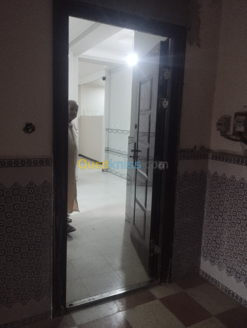 Location Niveau De Villa F3 Alger Bouzareah