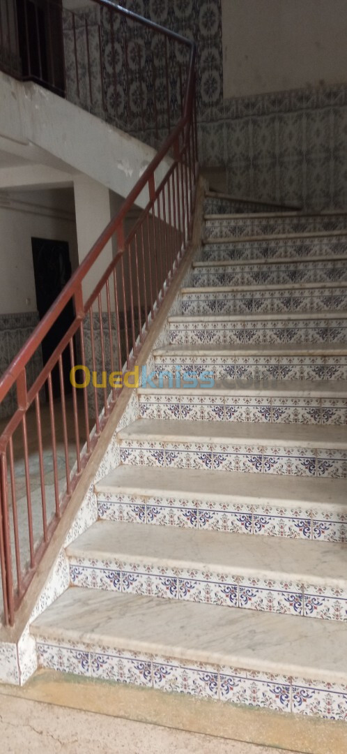 Location Appartement F03 Alger Ouled fayet