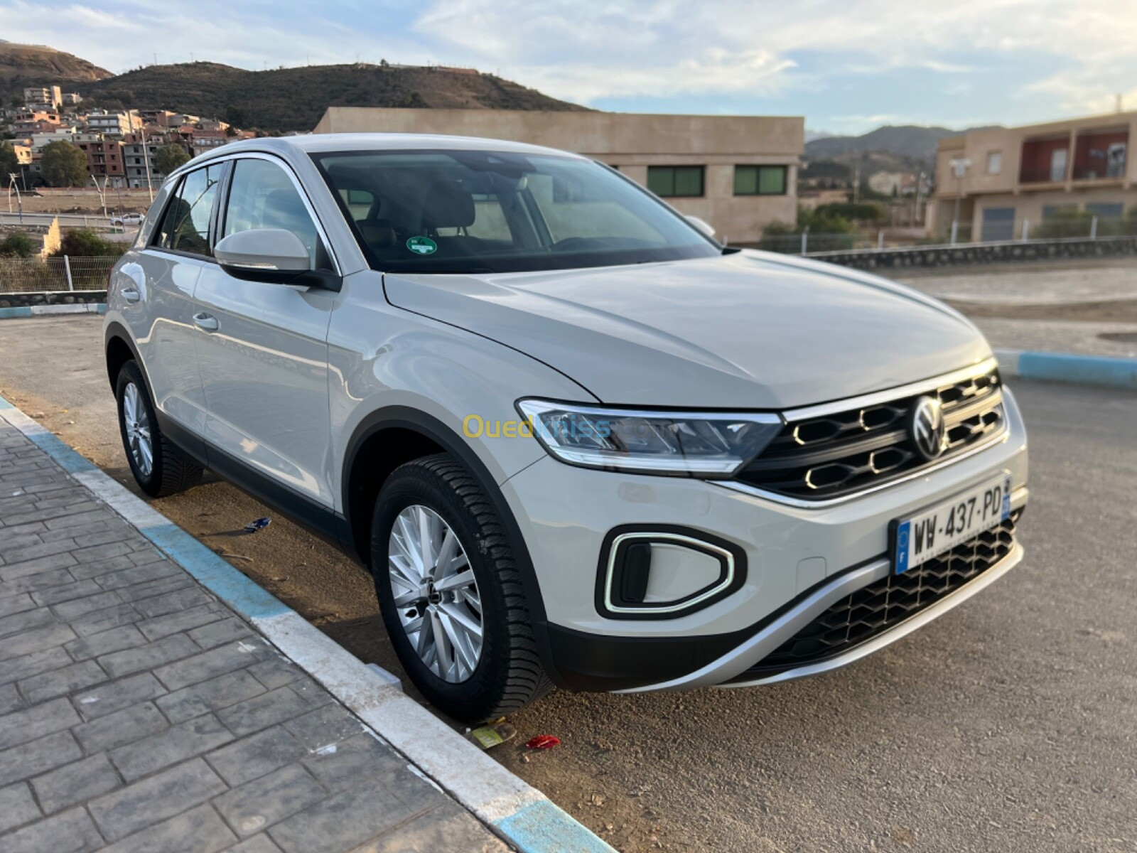 Volkswagen T-Roc 2022 Life