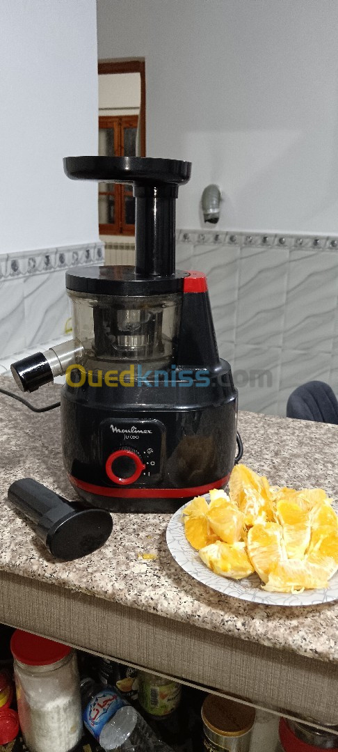 عصارة الفواكه Moulinex ZU150810 juiceo Extracteur de Jus à froid, 150 W, 0,8