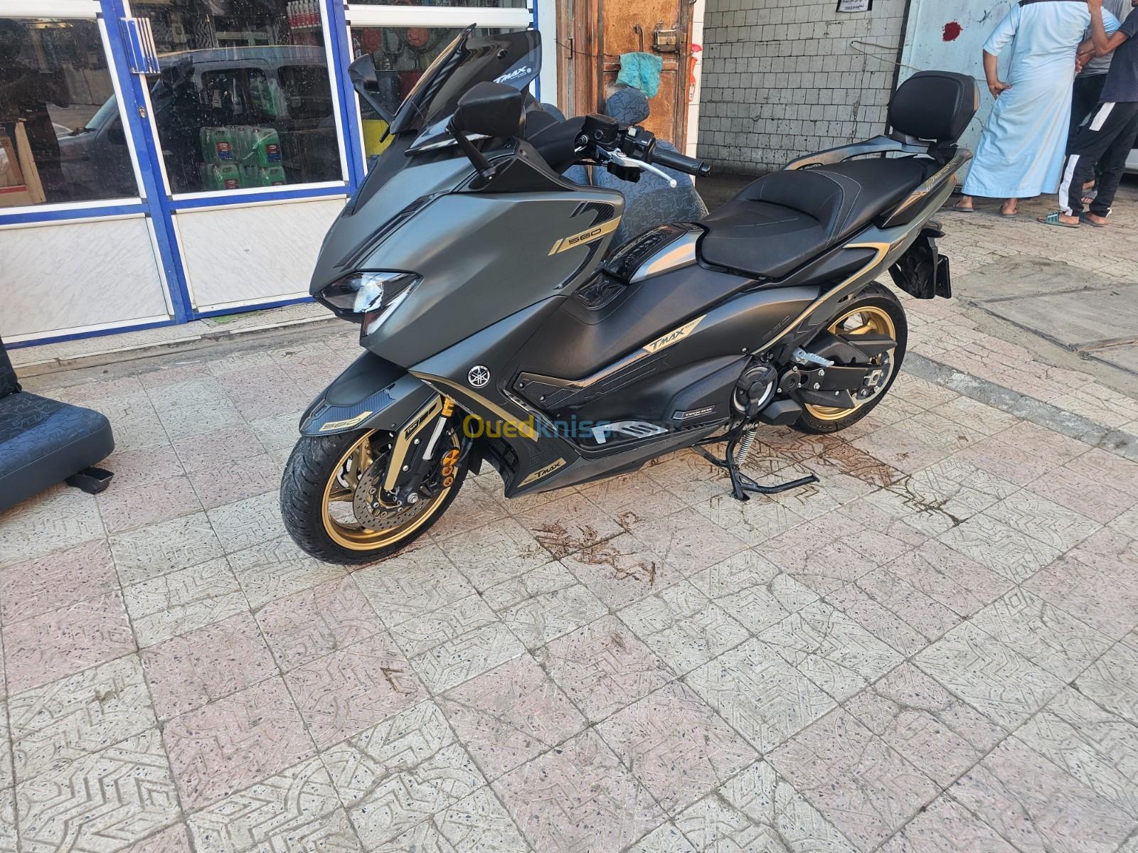 Yamaha Tmax 2021