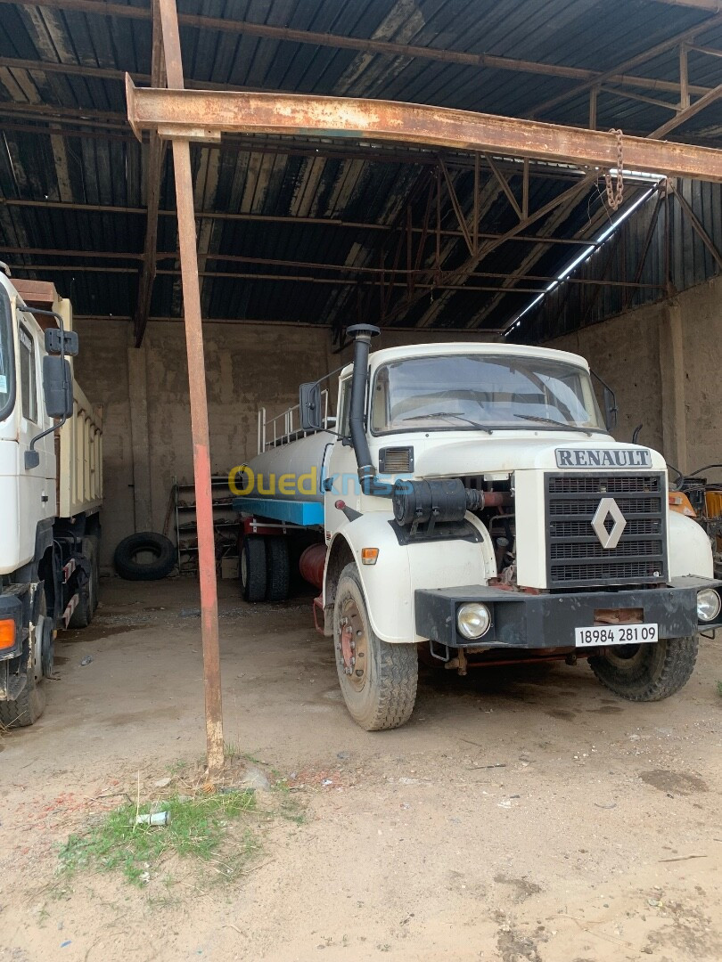 Renault CAMION CITERNE JLR 13000 