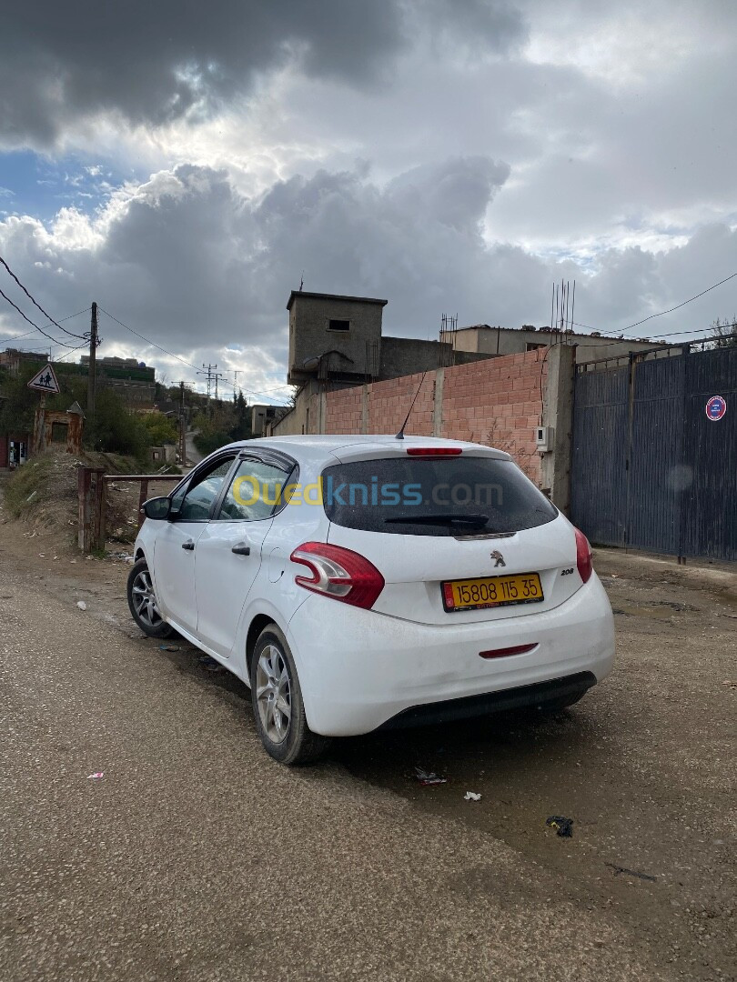 Peugeot 208 2015 