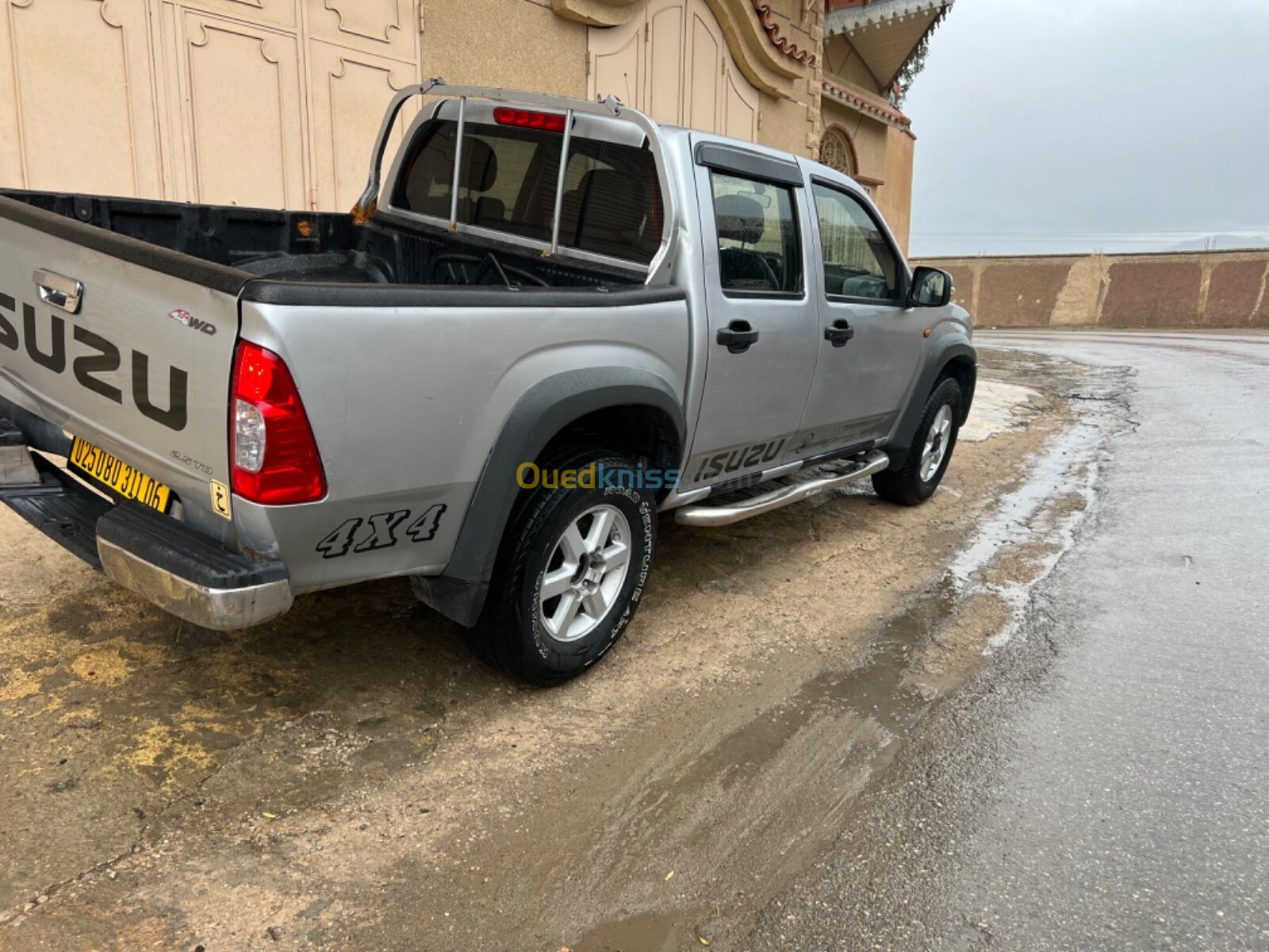 Isuzu D Max 2011 D Max