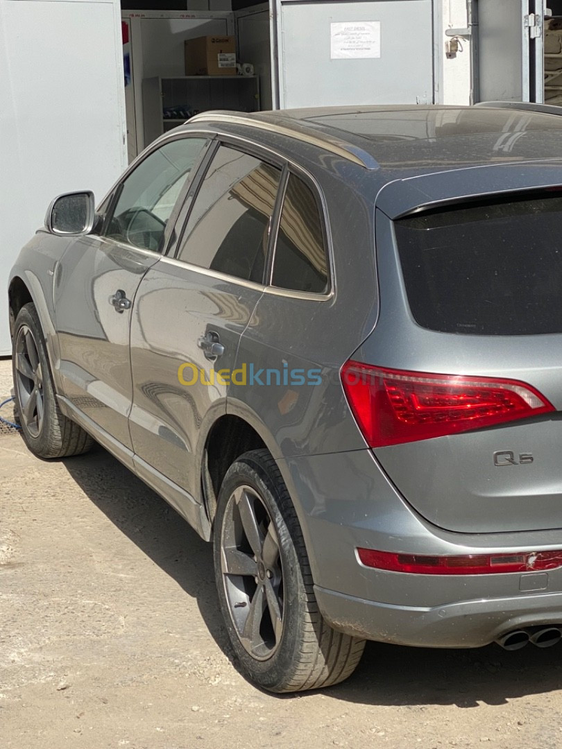 Audi Q5 2012 Off Road Pack Tech