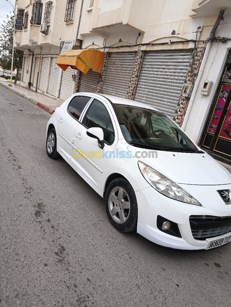 Peugeot 207 2012 