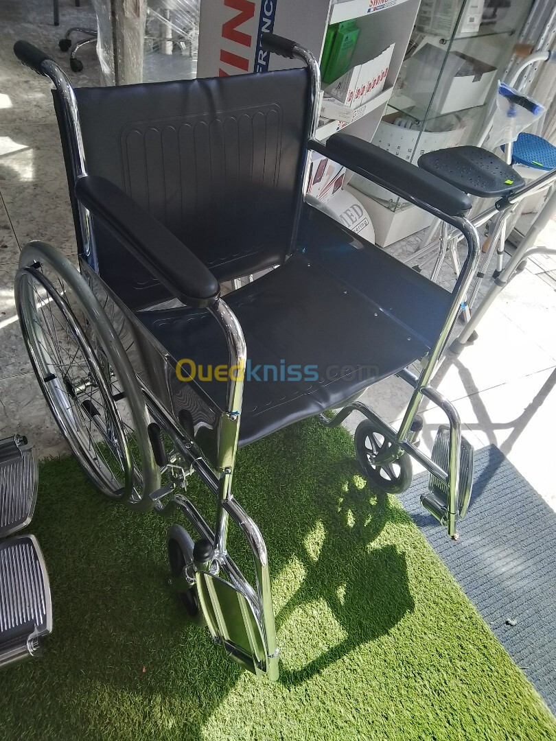 Fauteuil roulant simple 