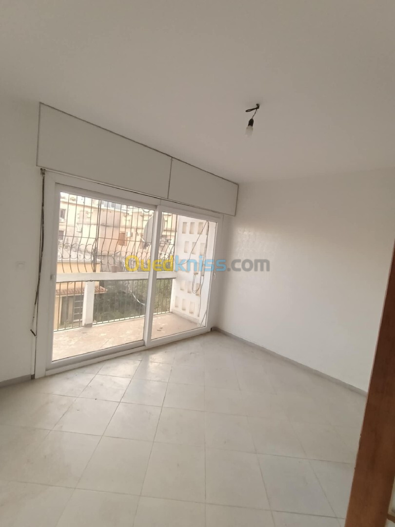 Location Appartement F1 Alger Hydra