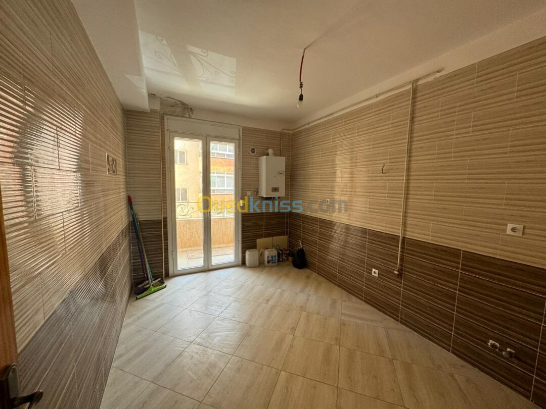 Vente Appartement F3 Alger Birkhadem