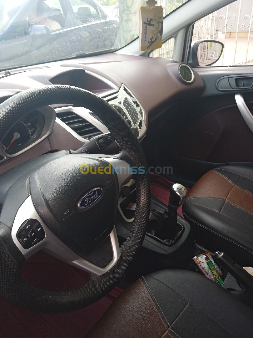 Ford Fiesta 2010 Titanium Sport pack