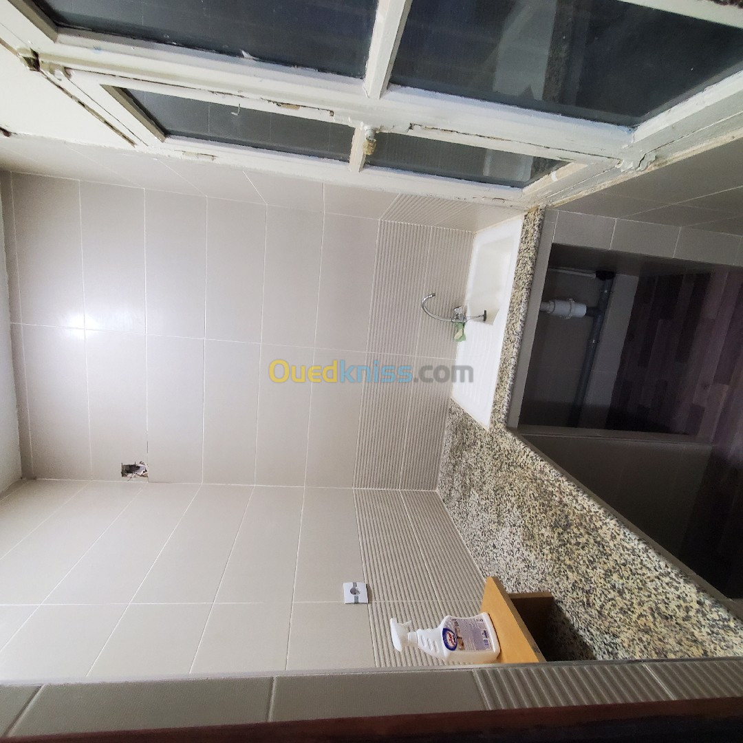 Location Appartement F3 Alger Hydra