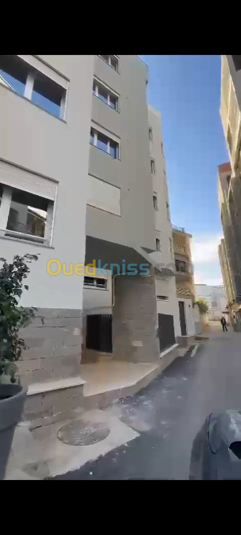 Vente Appartement F5 Alger Dely brahim