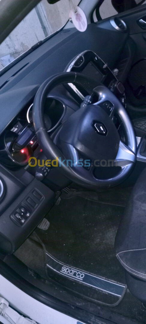 Renault Clio 4 2015 Limited