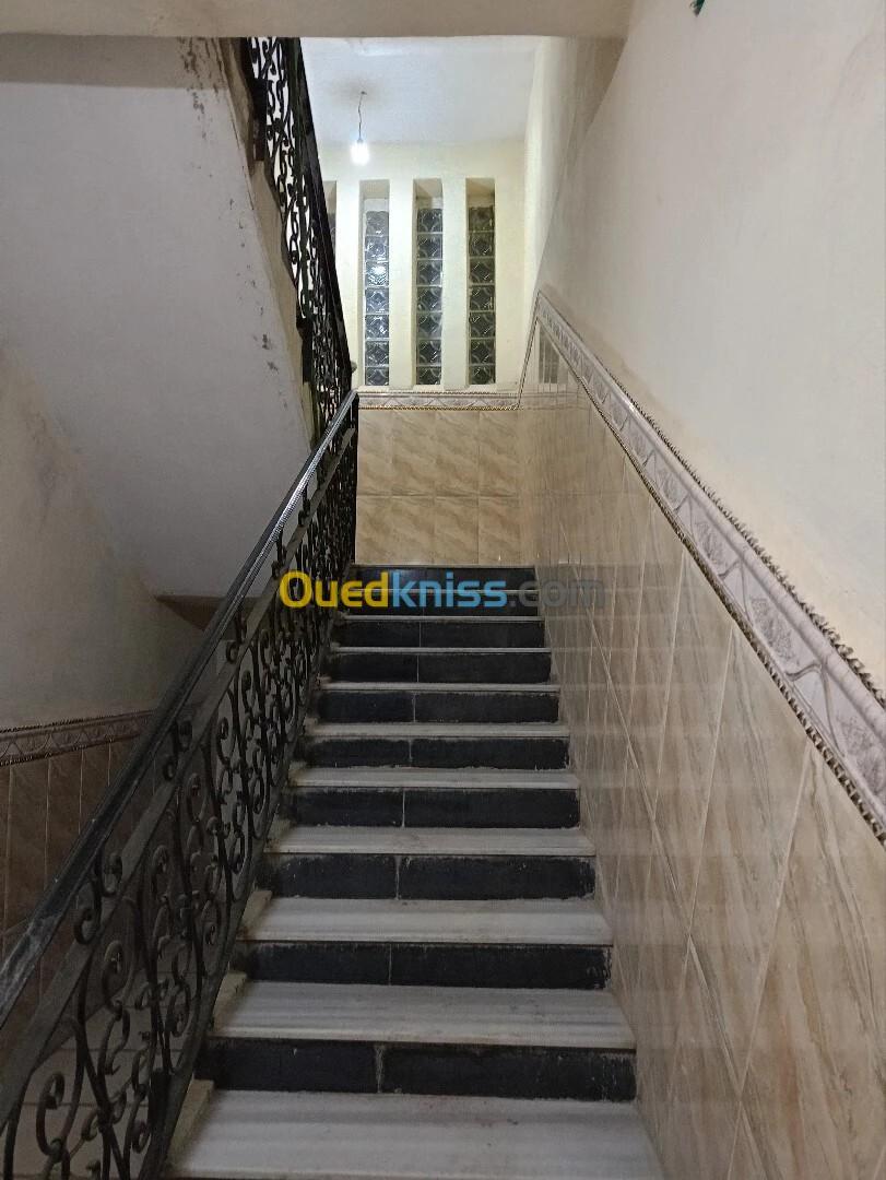 Location Appartement F4 Jijel El milia