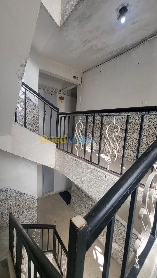 Vente Appartement F3 Alger Ain benian