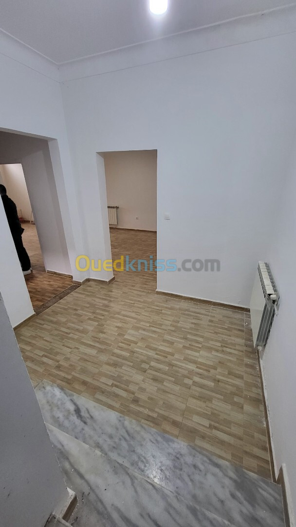 Location Appartement F3 Alger Ain benian