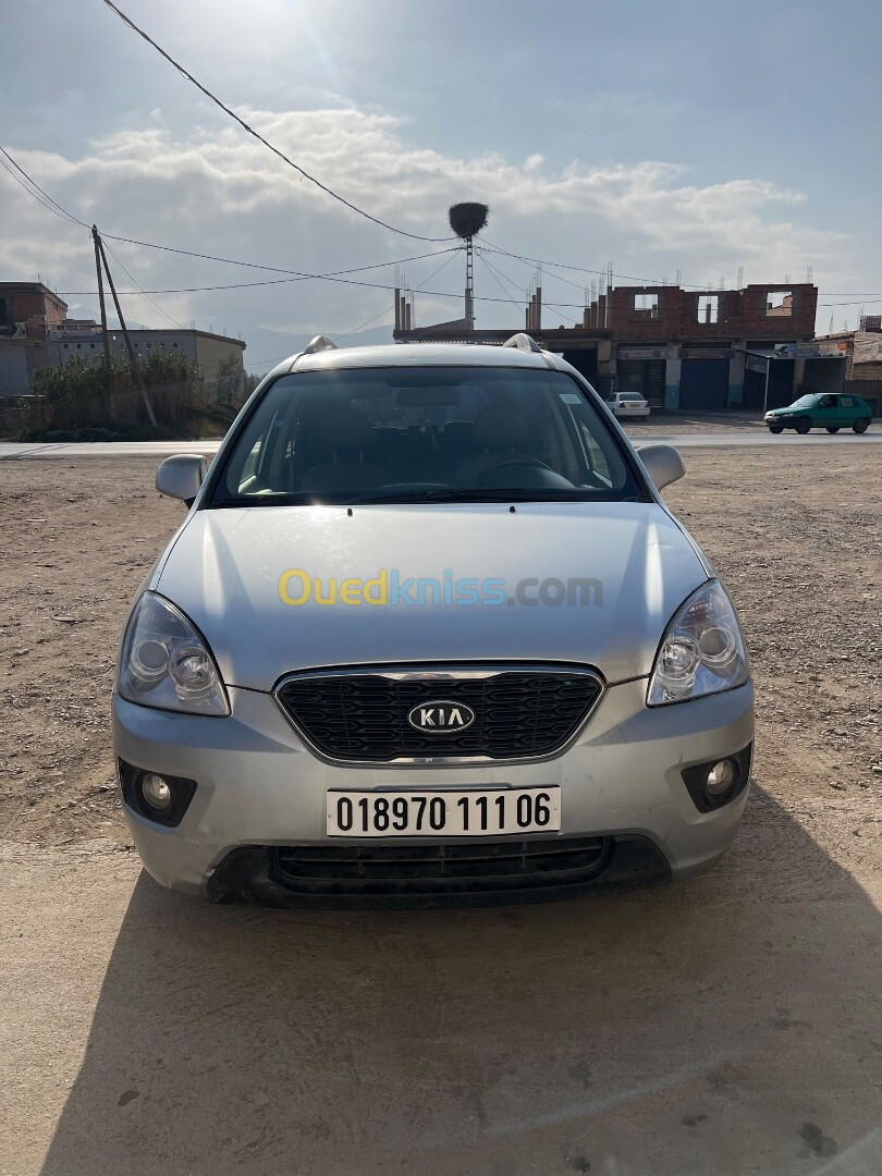 Kia Carens 2011 