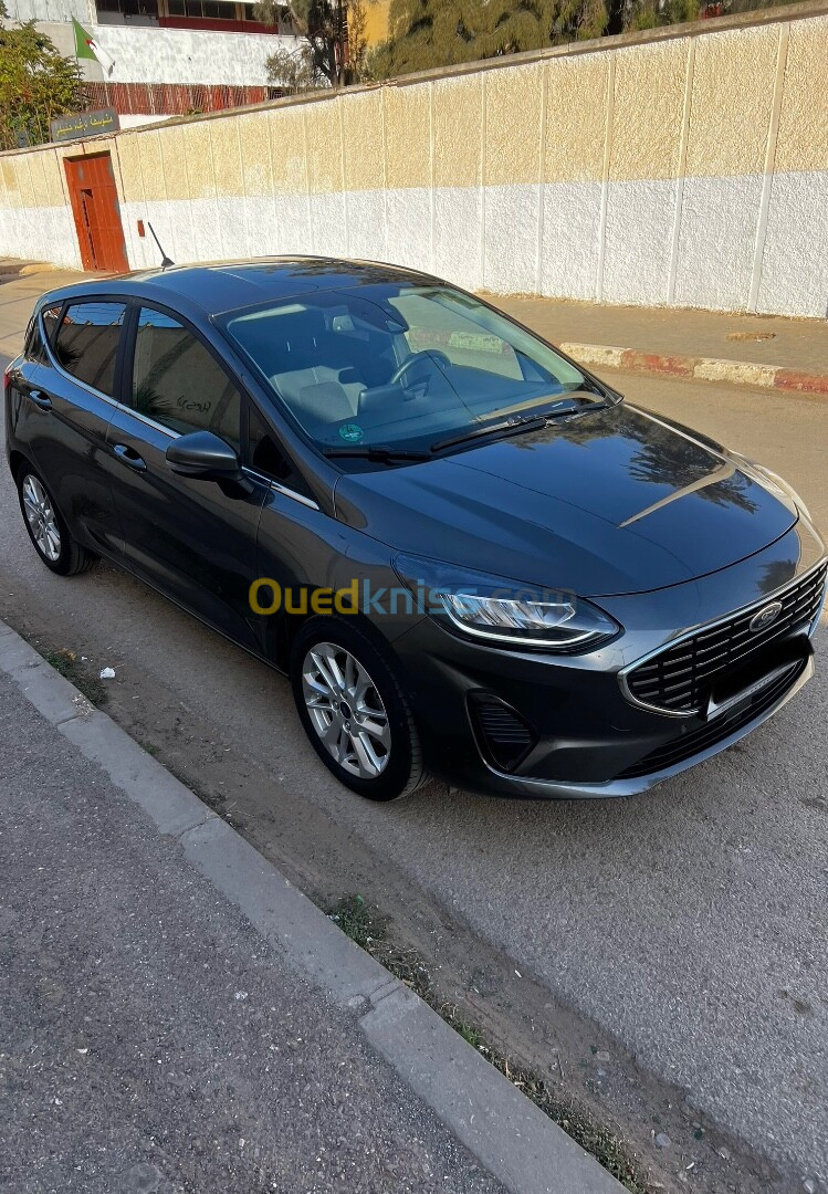 Ford Fiesta 5 2022 Titanium